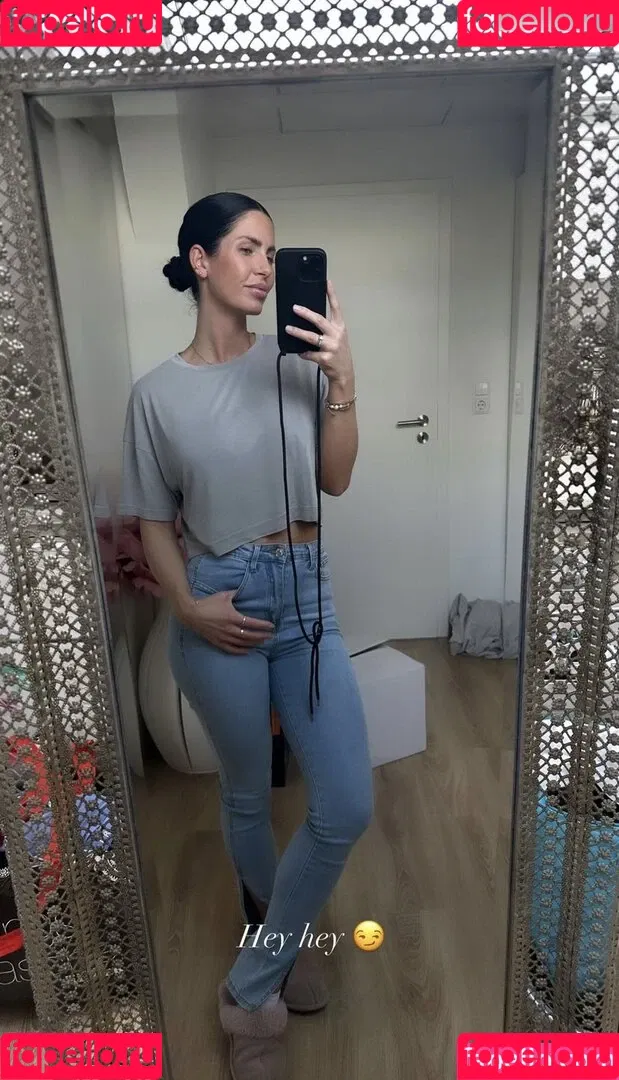 Bella Kraus Onlyfans Photo Gallery 