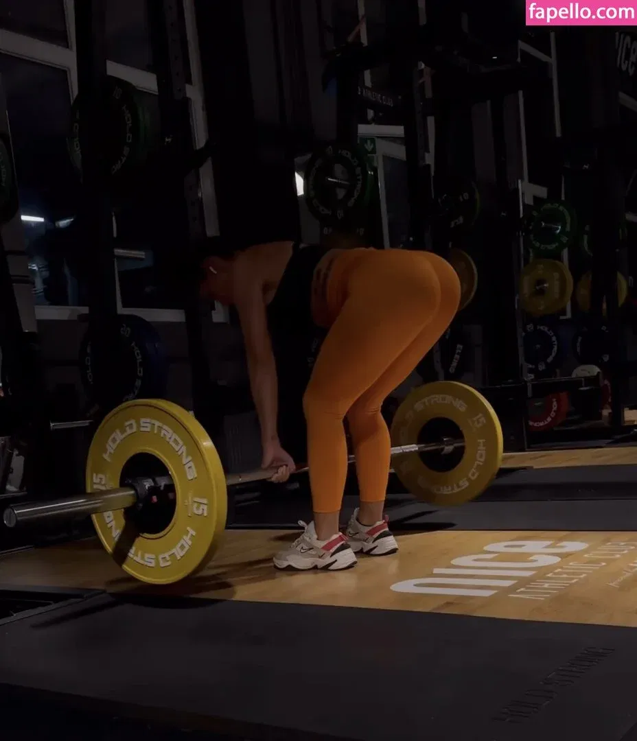 Bella Kraus Onlyfans Photo Gallery 