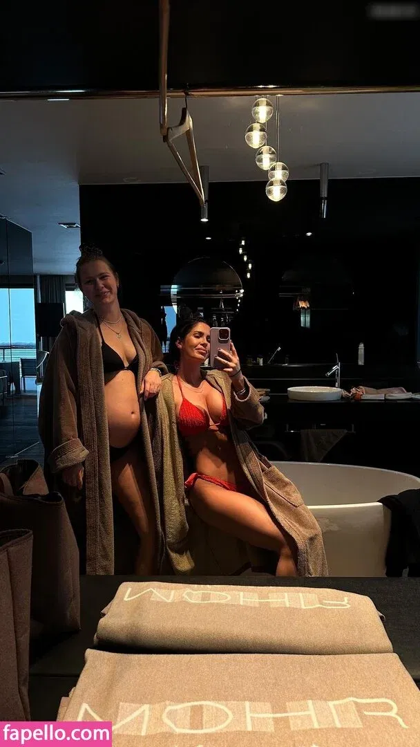 Bella Kraus Onlyfans Photo Gallery 