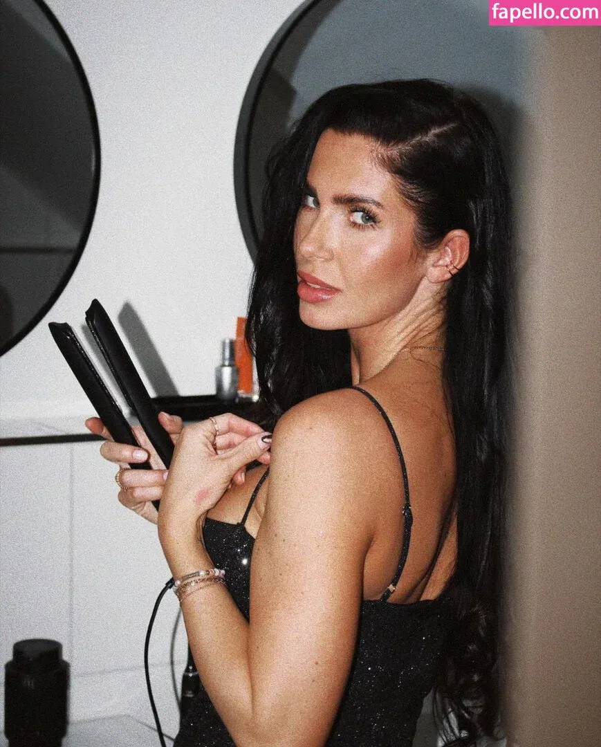 Bella Kraus Onlyfans Photo Gallery 