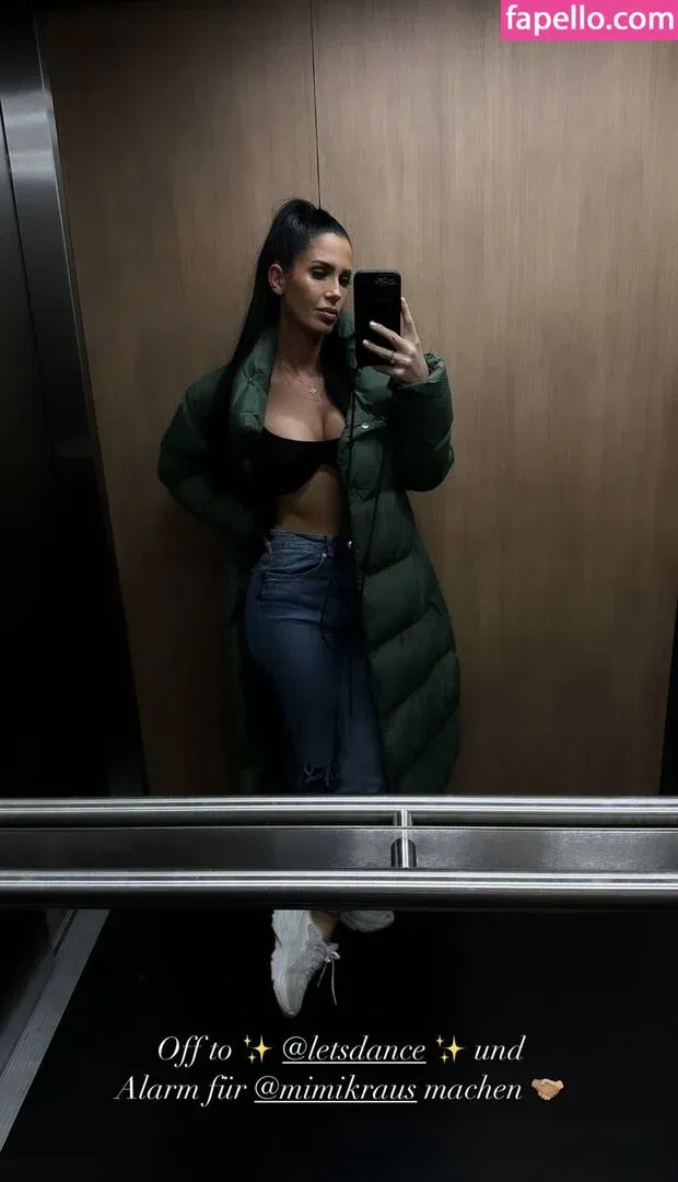 Bella Kraus Onlyfans Photo Gallery 