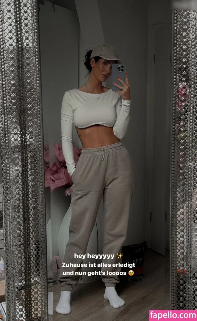 Bella Kraus Onlyfans Photo Gallery 