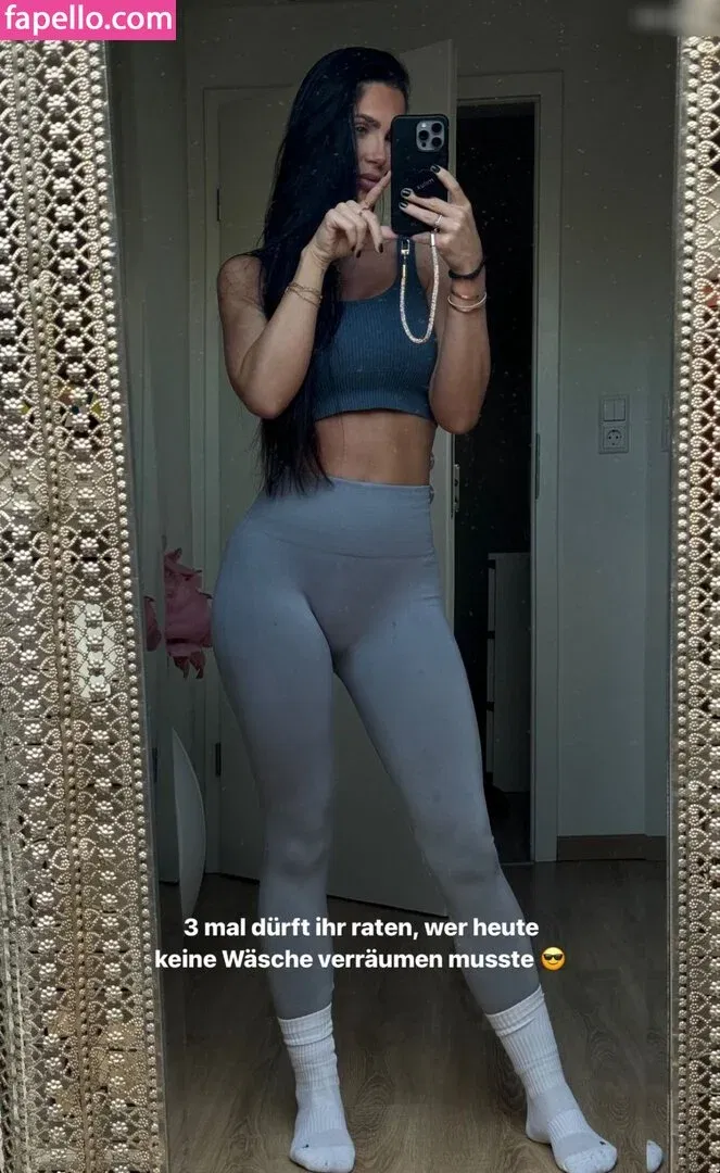 Bella Kraus Onlyfans Photo Gallery 