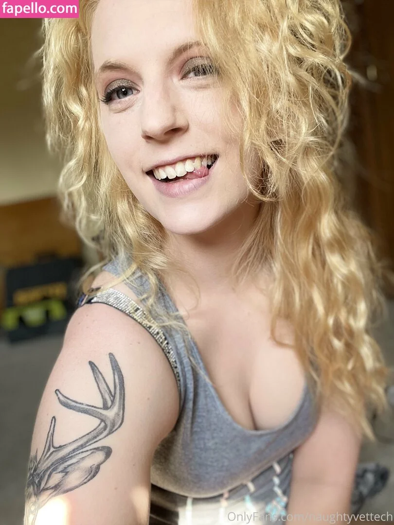 naughtyvettech Onlyfans Photo Gallery 