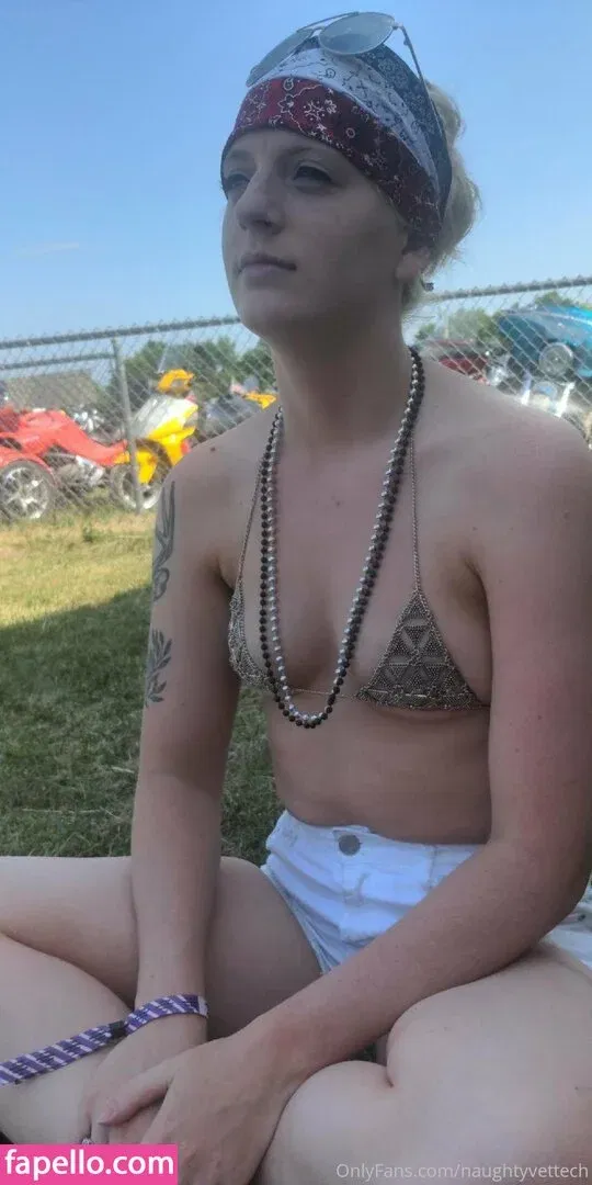 naughtyvettech Onlyfans Photo Gallery 