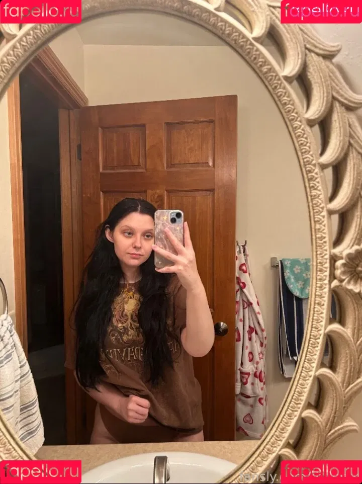 BabyDana Onlyfans Photo Gallery 