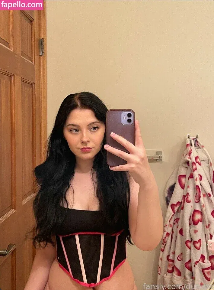 BabyDana Onlyfans Photo Gallery 