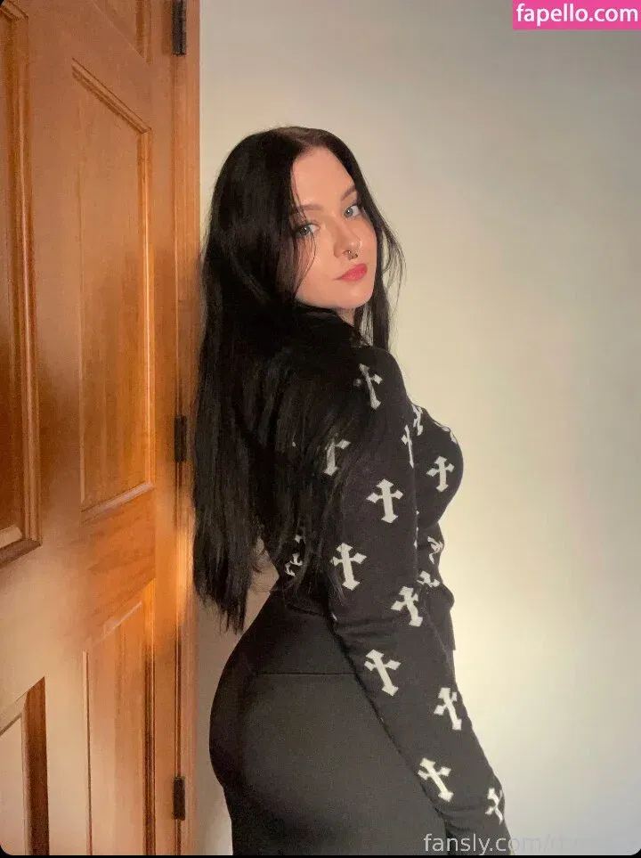 BabyDana Onlyfans Photo Gallery 