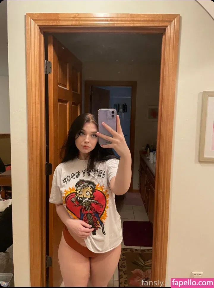 BabyDana Onlyfans Photo Gallery 