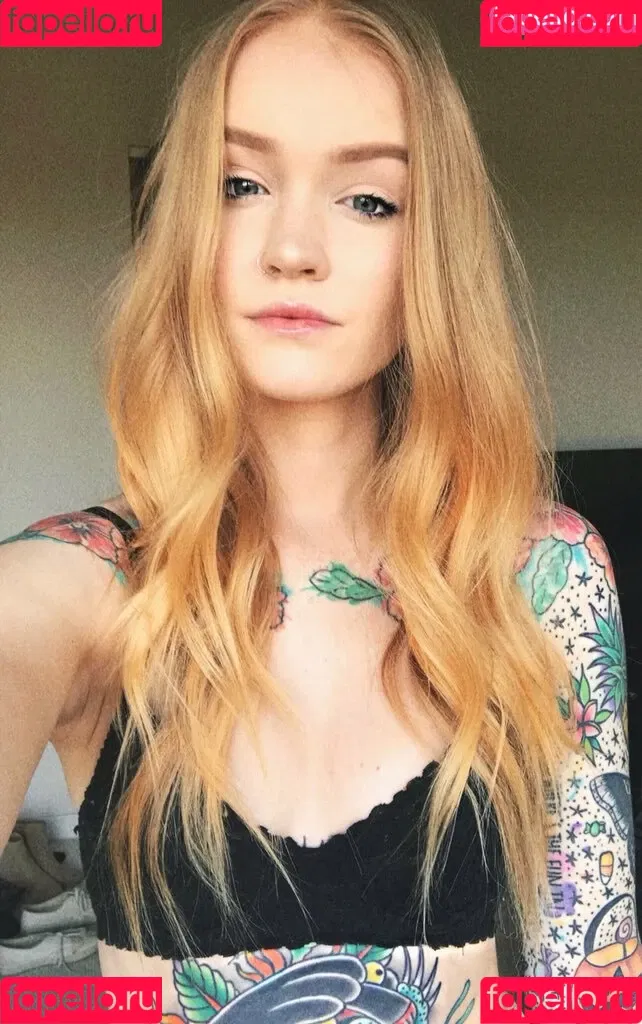 Taysux // Taylor Haugen // miller white Onlyfans Photo Gallery 