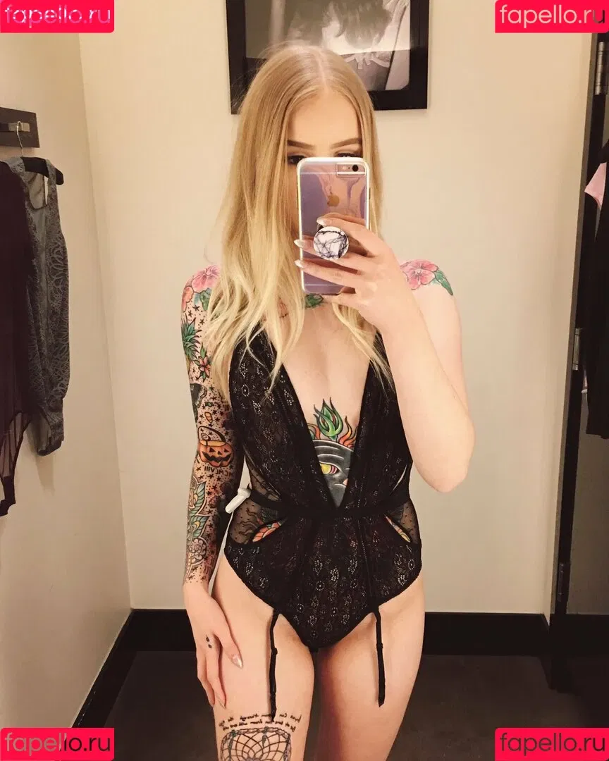 Taysux // Taylor Haugen // miller white Onlyfans Photo Gallery 