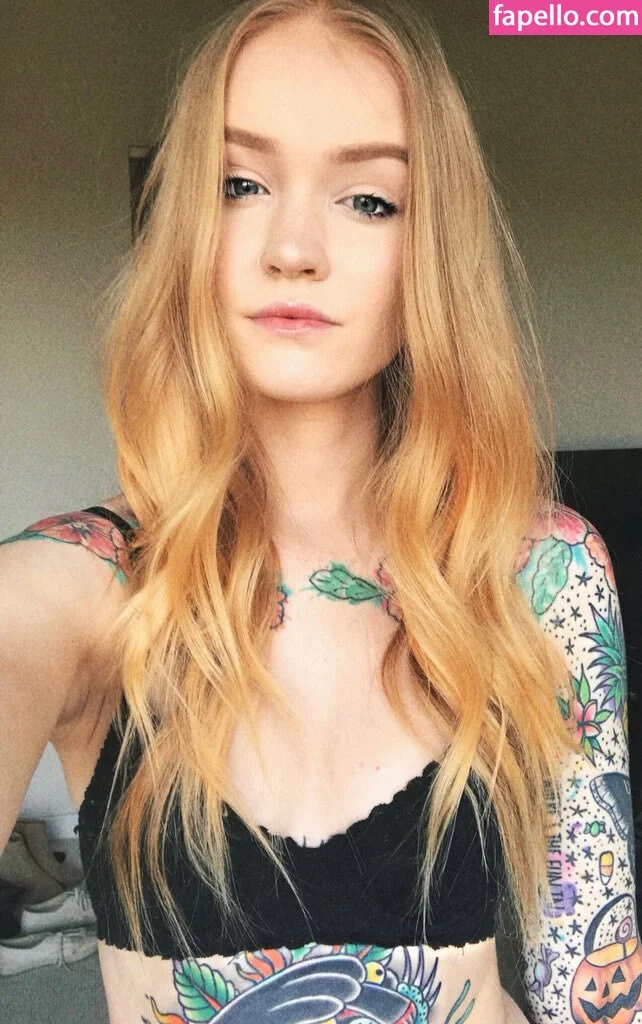 Taysux // Taylor Haugen // miller white Onlyfans Photo Gallery 