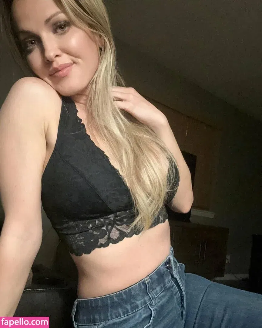 Blonde Goddess Onlyfans Photo Gallery 