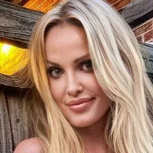 Blonde Goddess Onlyfans Photo Gallery 