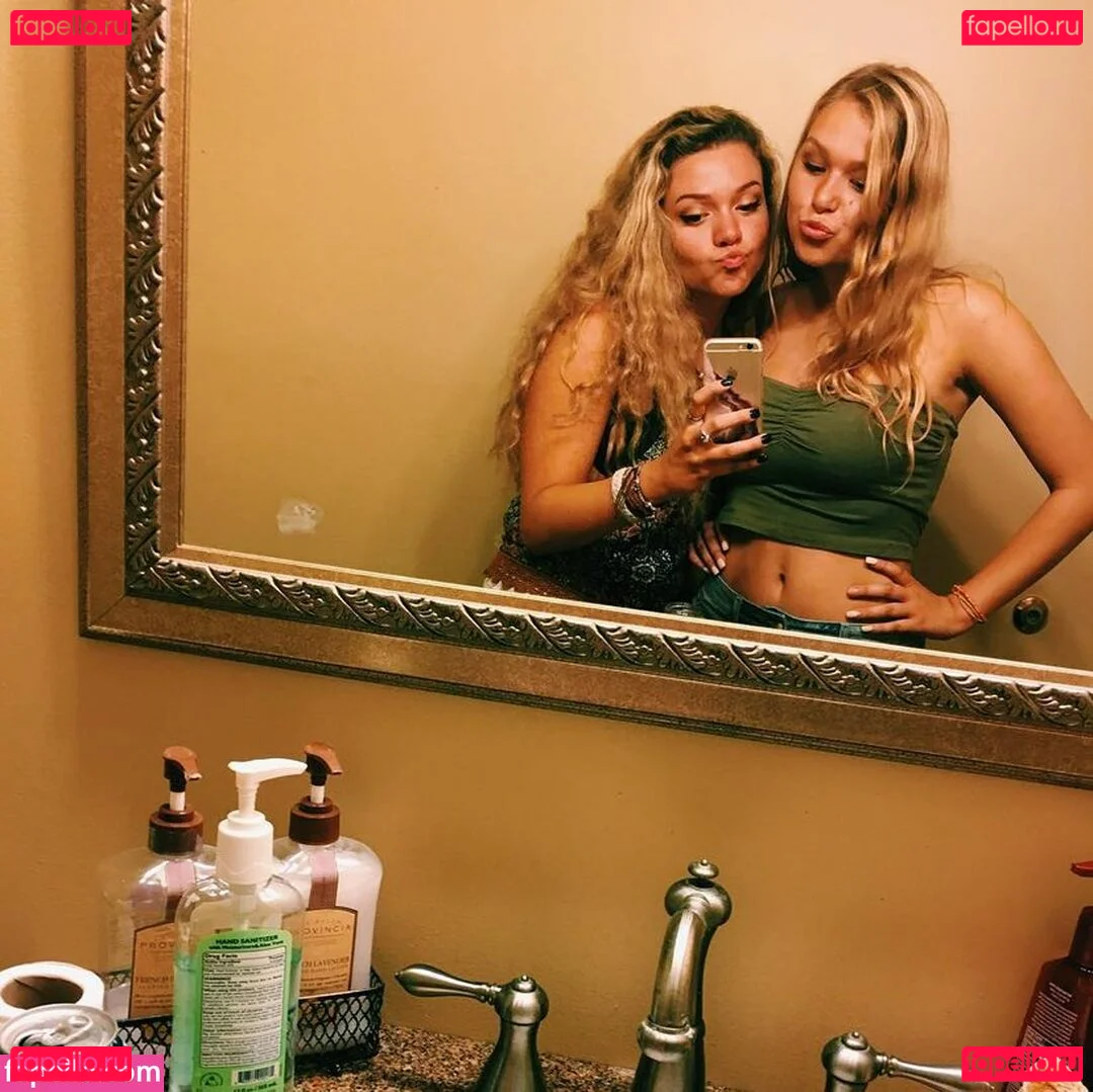 Kate Crawford Onlyfans Photo Gallery 