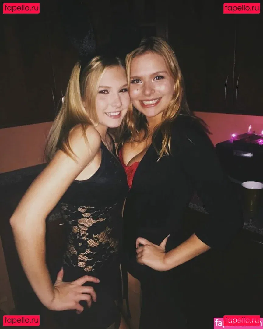 Kate Crawford Onlyfans Photo Gallery 