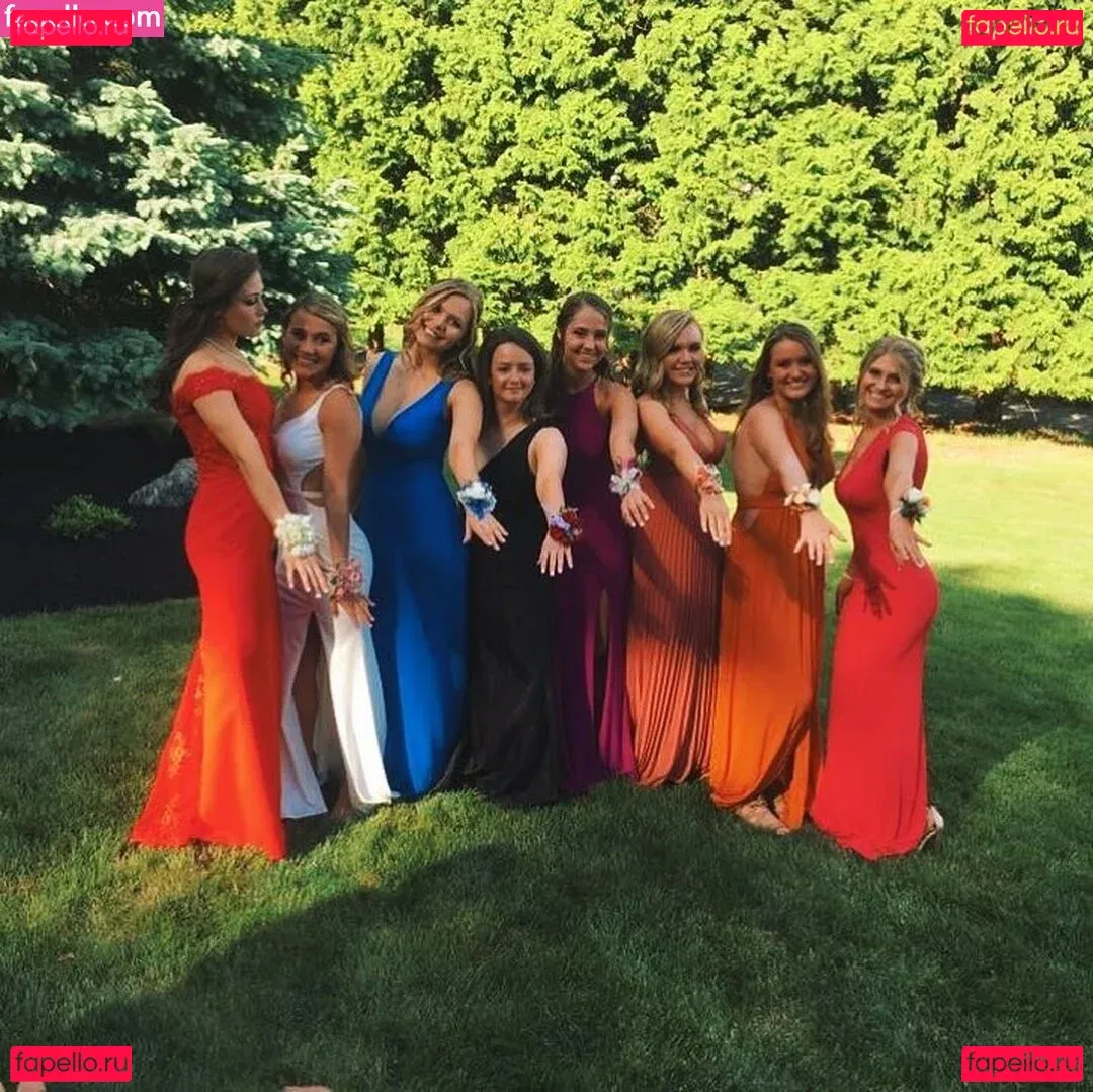 Kate Crawford Onlyfans Photo Gallery 