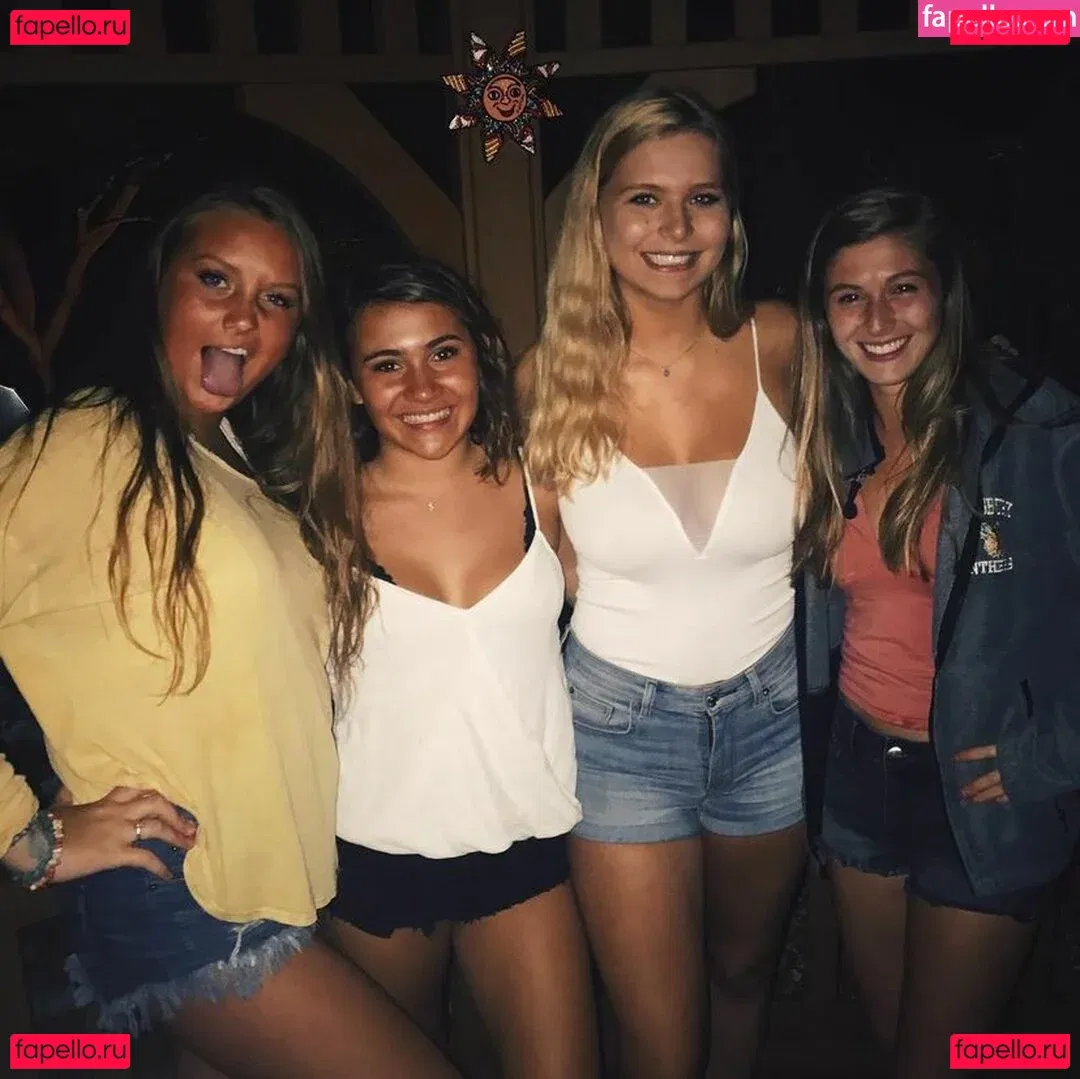 Kate Crawford Onlyfans Photo Gallery 