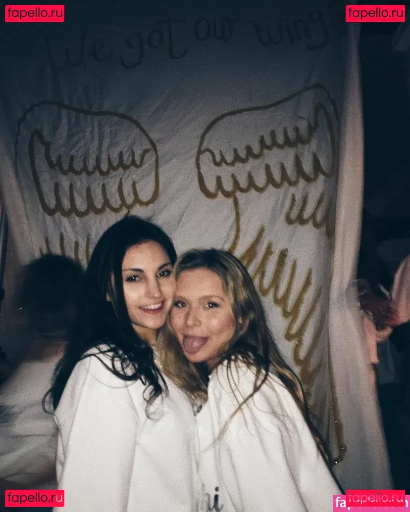 Kate Crawford Onlyfans Photo Gallery 