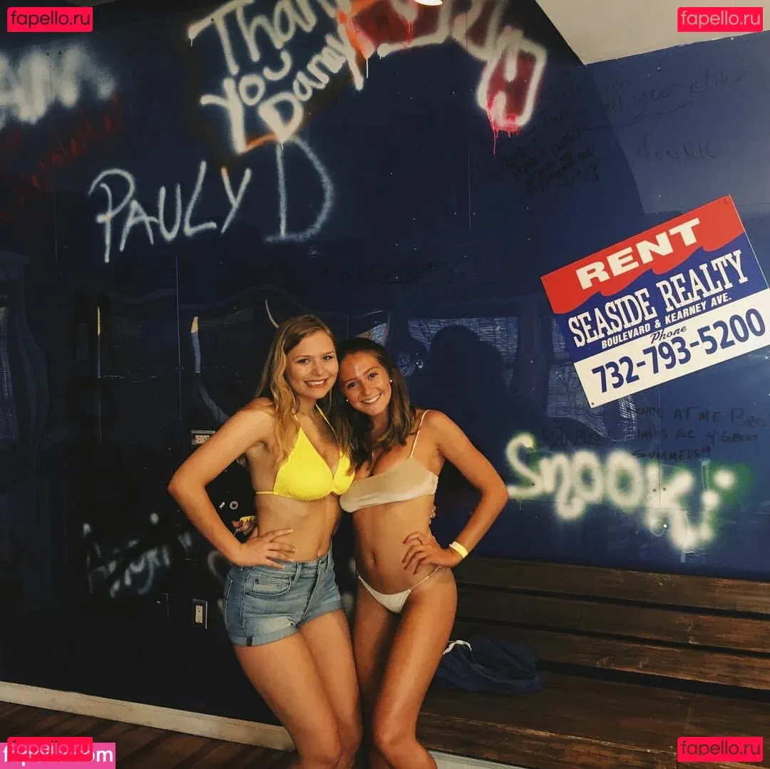 Kate Crawford Onlyfans Photo Gallery 