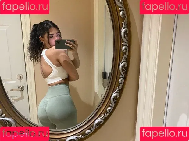 kareenabachra Onlyfans Photo Gallery 