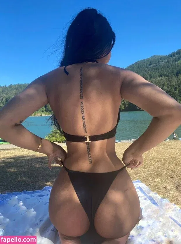 kareenabachra Onlyfans Photo Gallery 