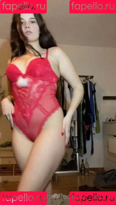leonore_sophie Onlyfans Photo Gallery 