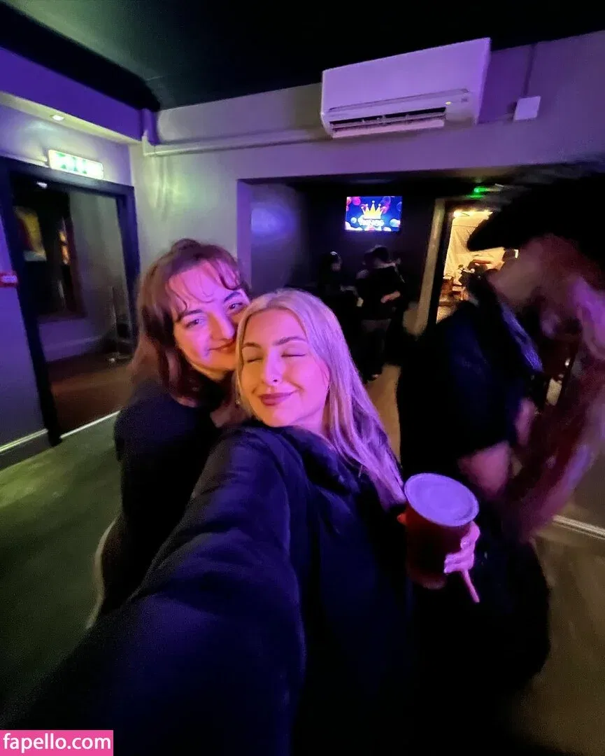 Tina Dehban Onlyfans Photo Gallery 