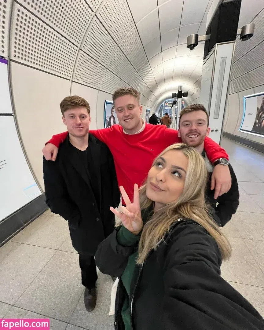 Tina Dehban Onlyfans Photo Gallery 