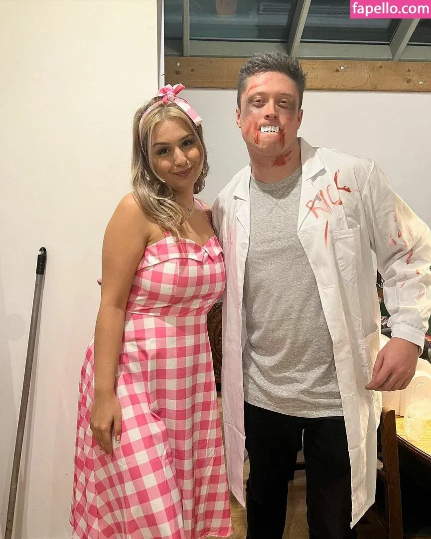 Tina Dehban Onlyfans Photo Gallery 