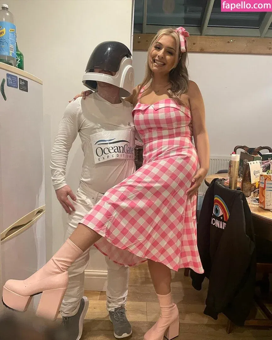 Tina Dehban Onlyfans Photo Gallery 