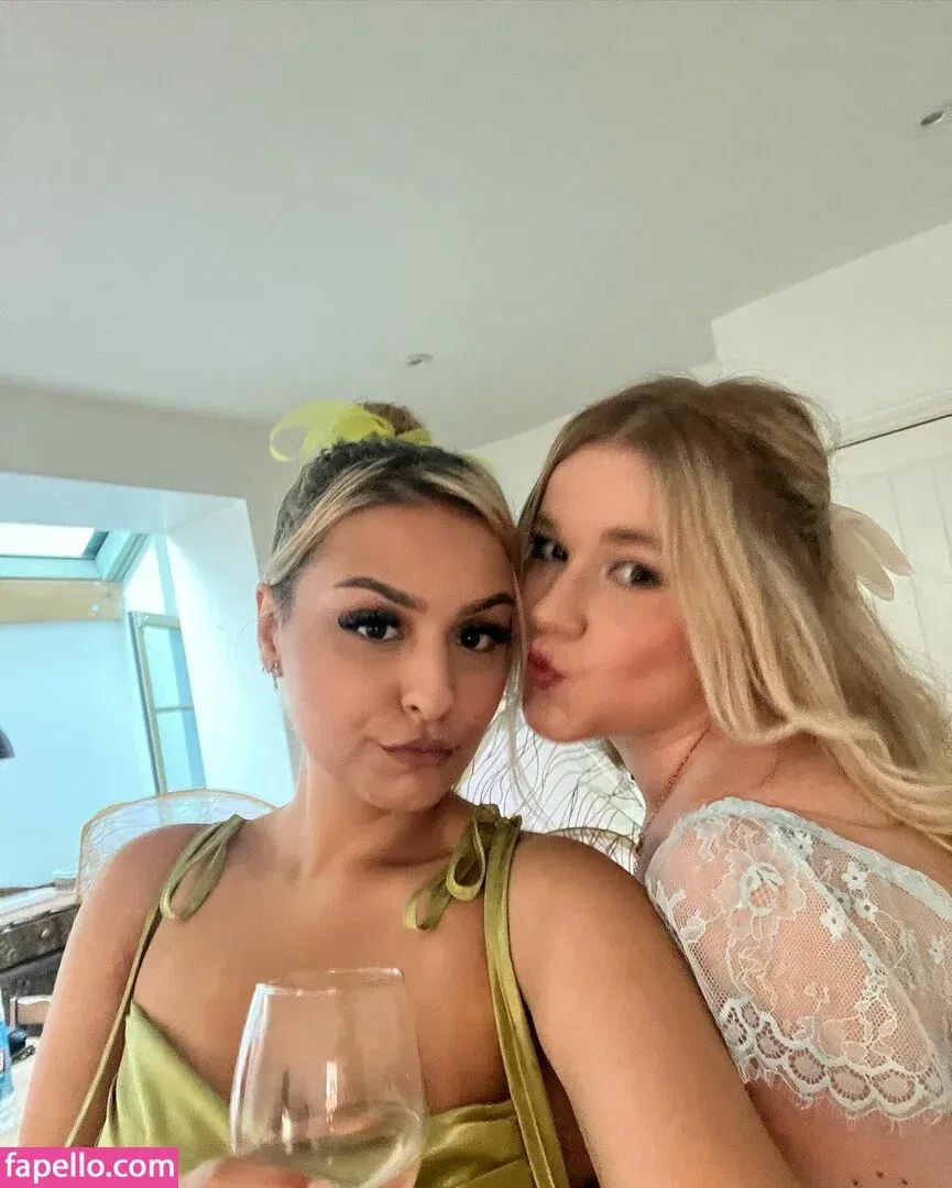 Tina Dehban Onlyfans Photo Gallery 