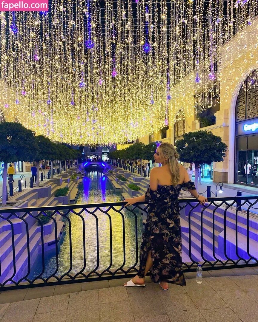 Tina Dehban Onlyfans Photo Gallery 