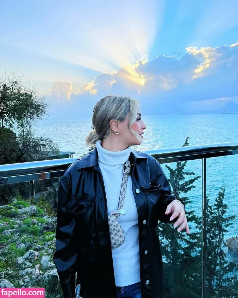 Tina Dehban Onlyfans Photo Gallery 