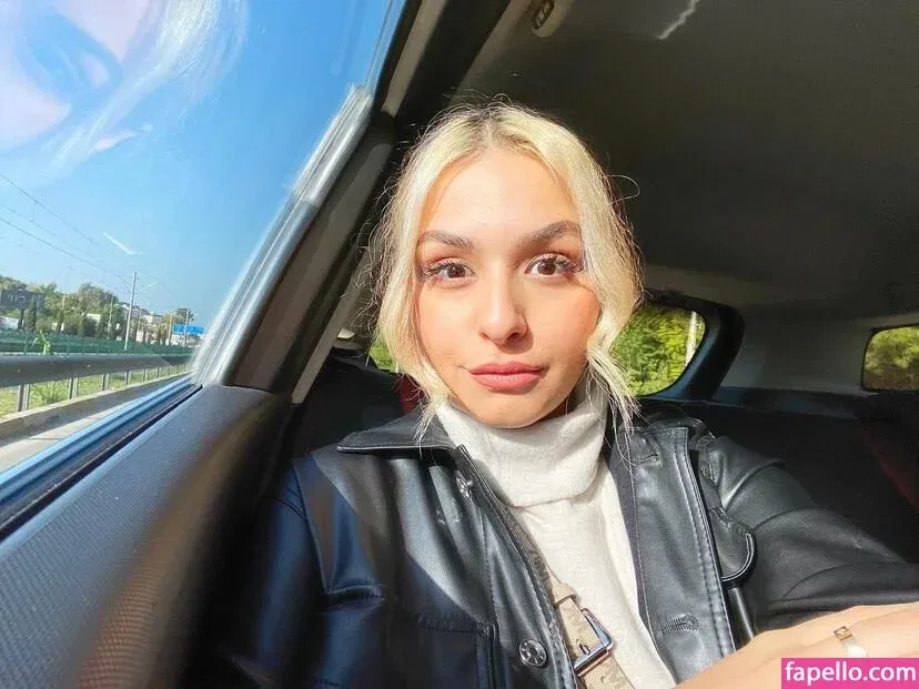 Tina Dehban Onlyfans Photo Gallery 