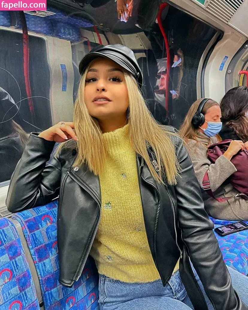 Tina Dehban Onlyfans Photo Gallery 