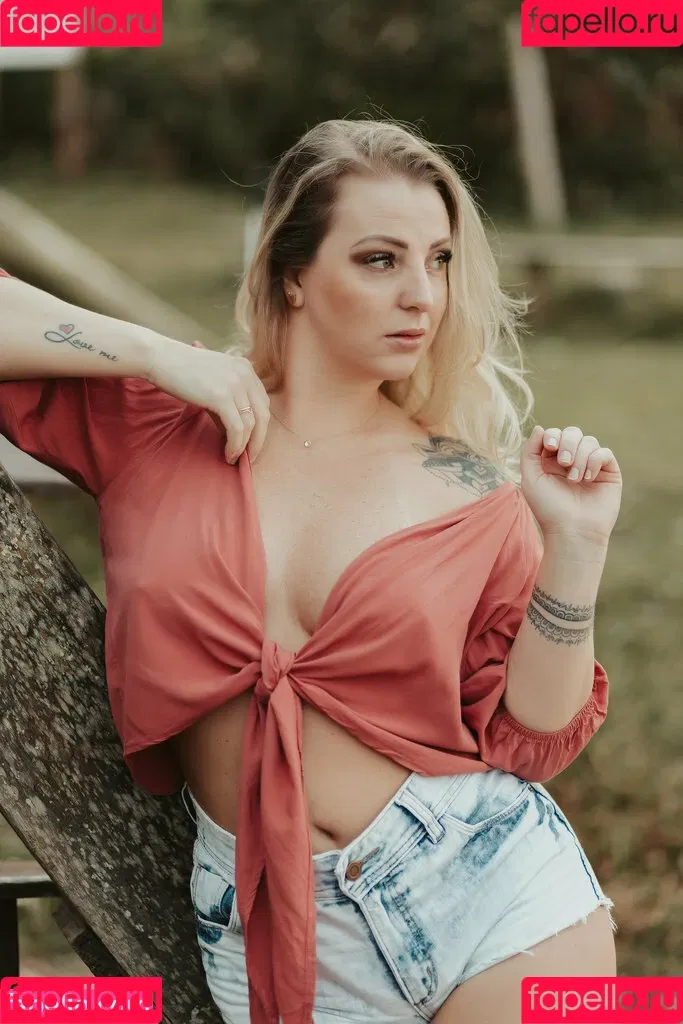 Milena Santos Onlyfans Photo Gallery 