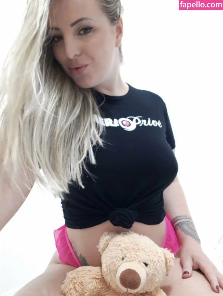 Milena Santos Onlyfans Photo Gallery 