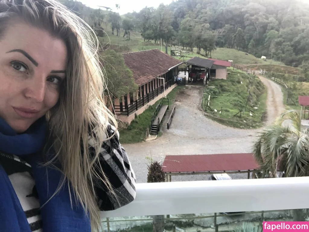 Milena Santos Onlyfans Photo Gallery 