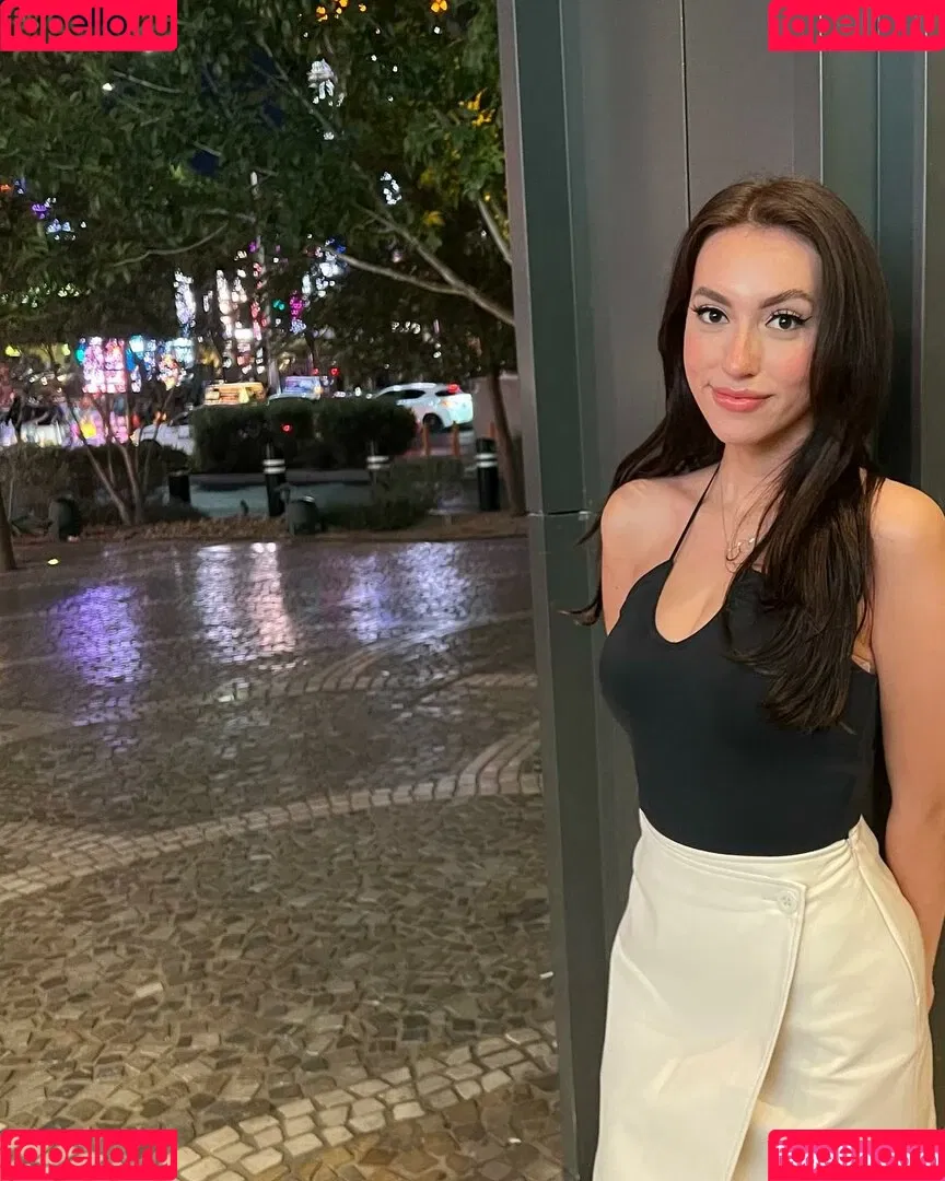Clara Gomez Onlyfans Photo Gallery 