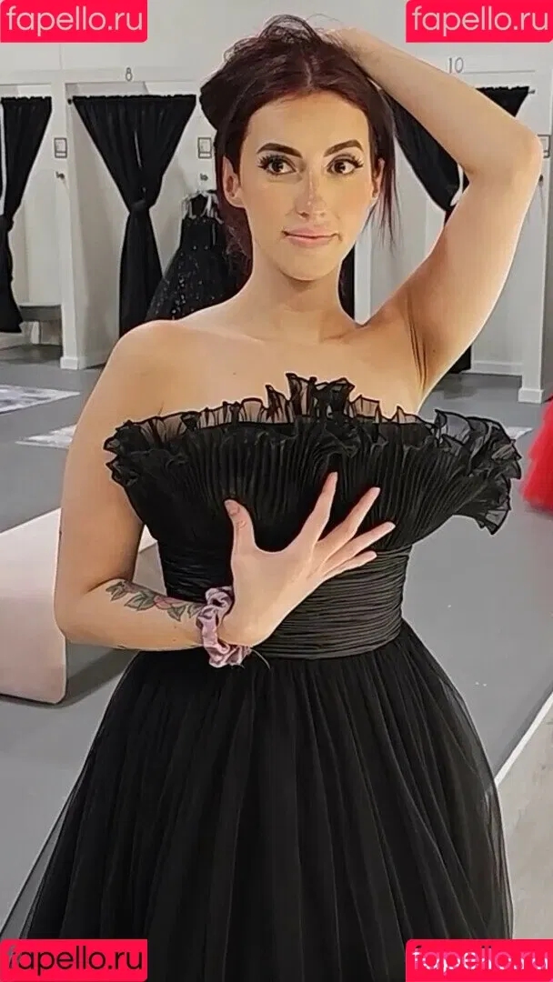 Clara Gomez Onlyfans Photo Gallery 