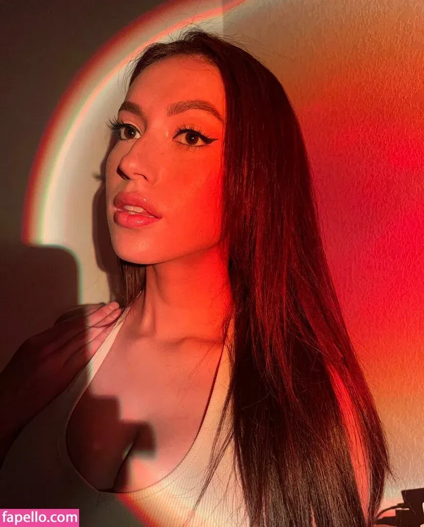 Clara Gomez Onlyfans Photo Gallery 