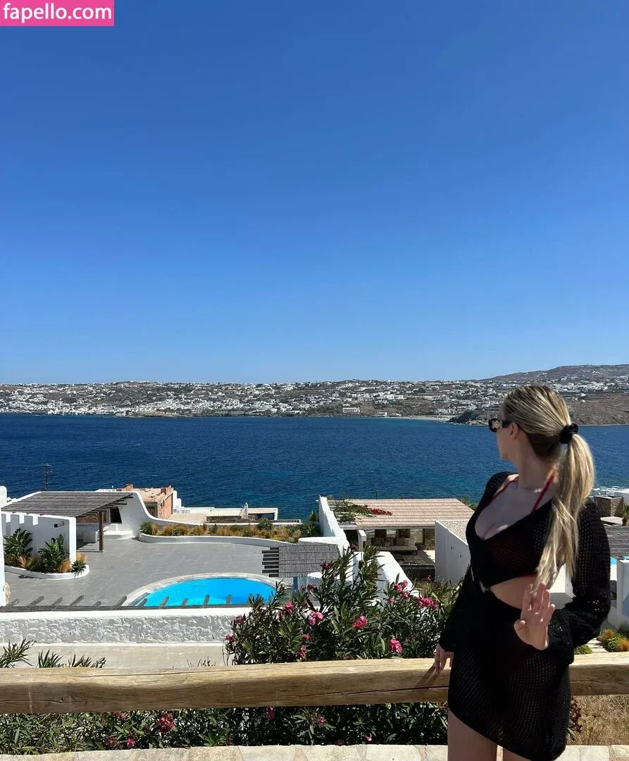 Clara Gomez Onlyfans Photo Gallery 