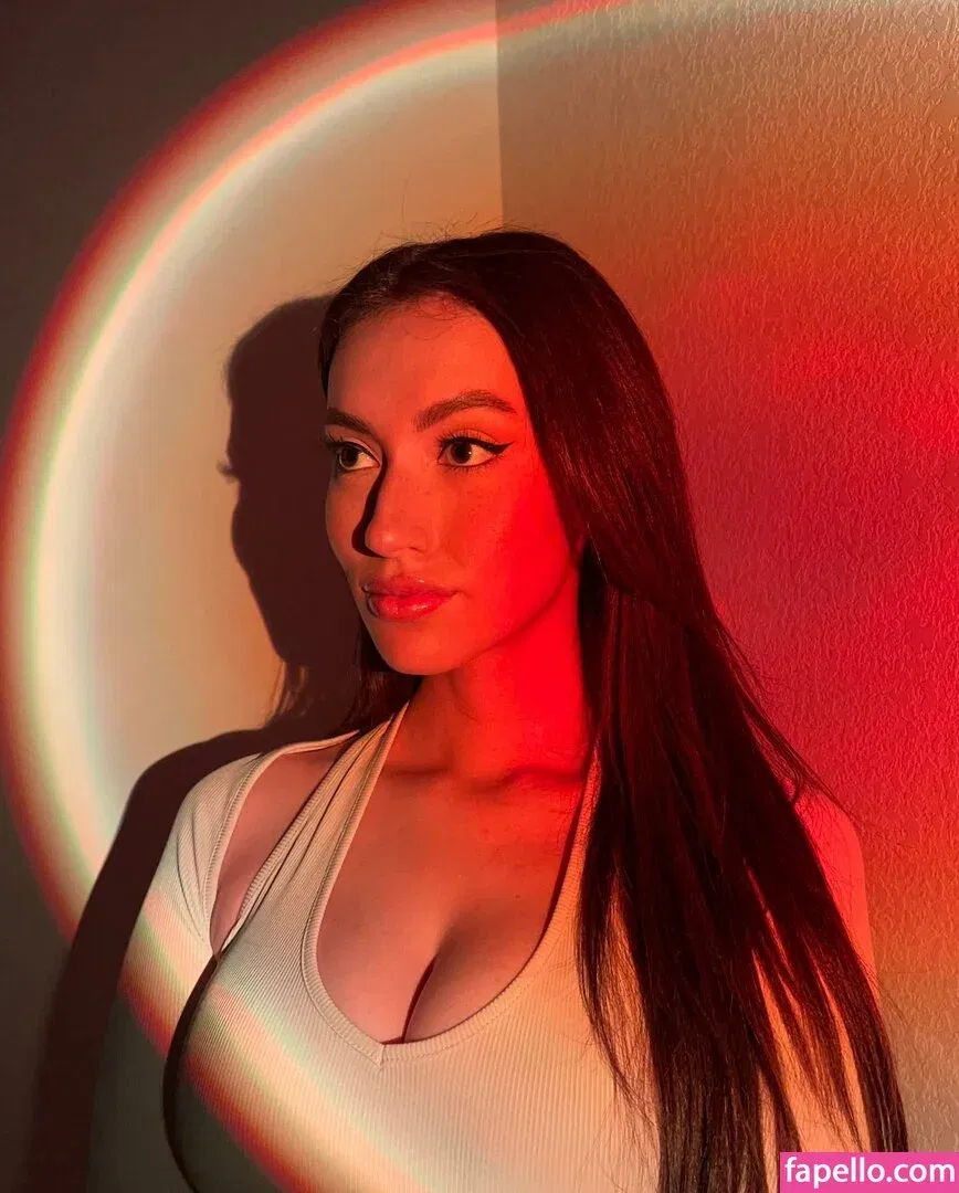 Clara Gomez Onlyfans Photo Gallery 