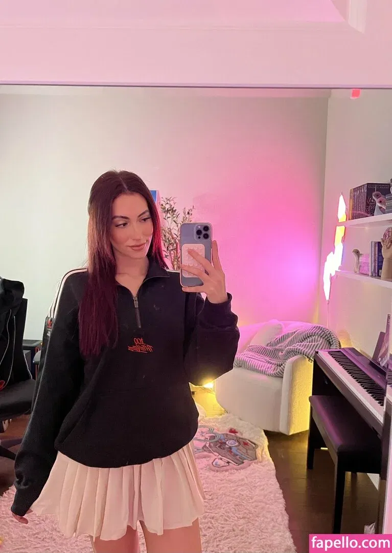 Clara Gomez Onlyfans Photo Gallery 