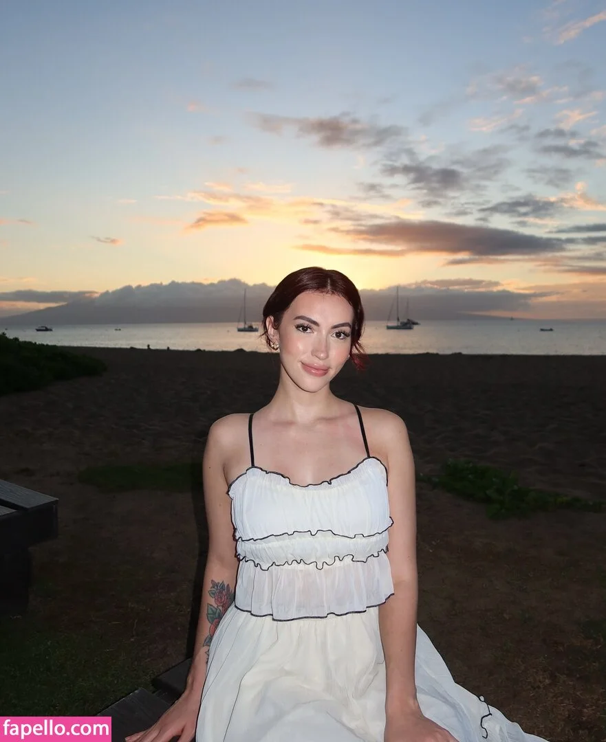 Clara Gomez Onlyfans Photo Gallery 