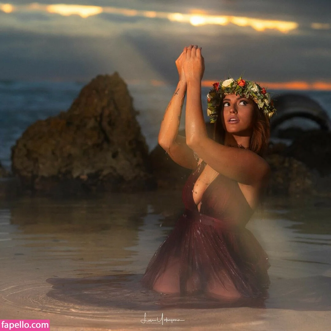 Clara Gomez Onlyfans Photo Gallery 