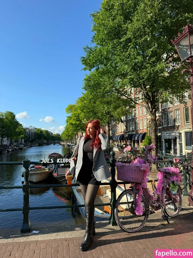 Clara Gomez Onlyfans Photo Gallery 