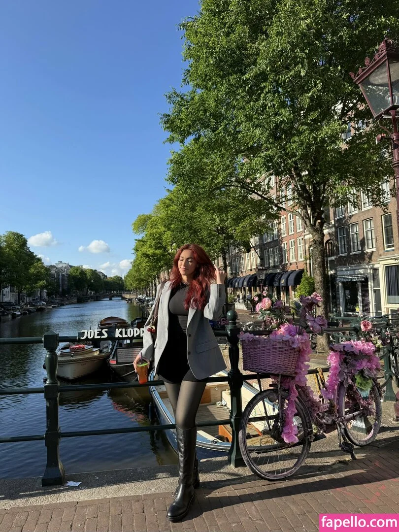 Clara Gomez Onlyfans Photo Gallery 