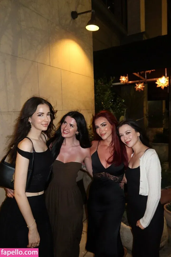 Clara Gomez Onlyfans Photo Gallery 